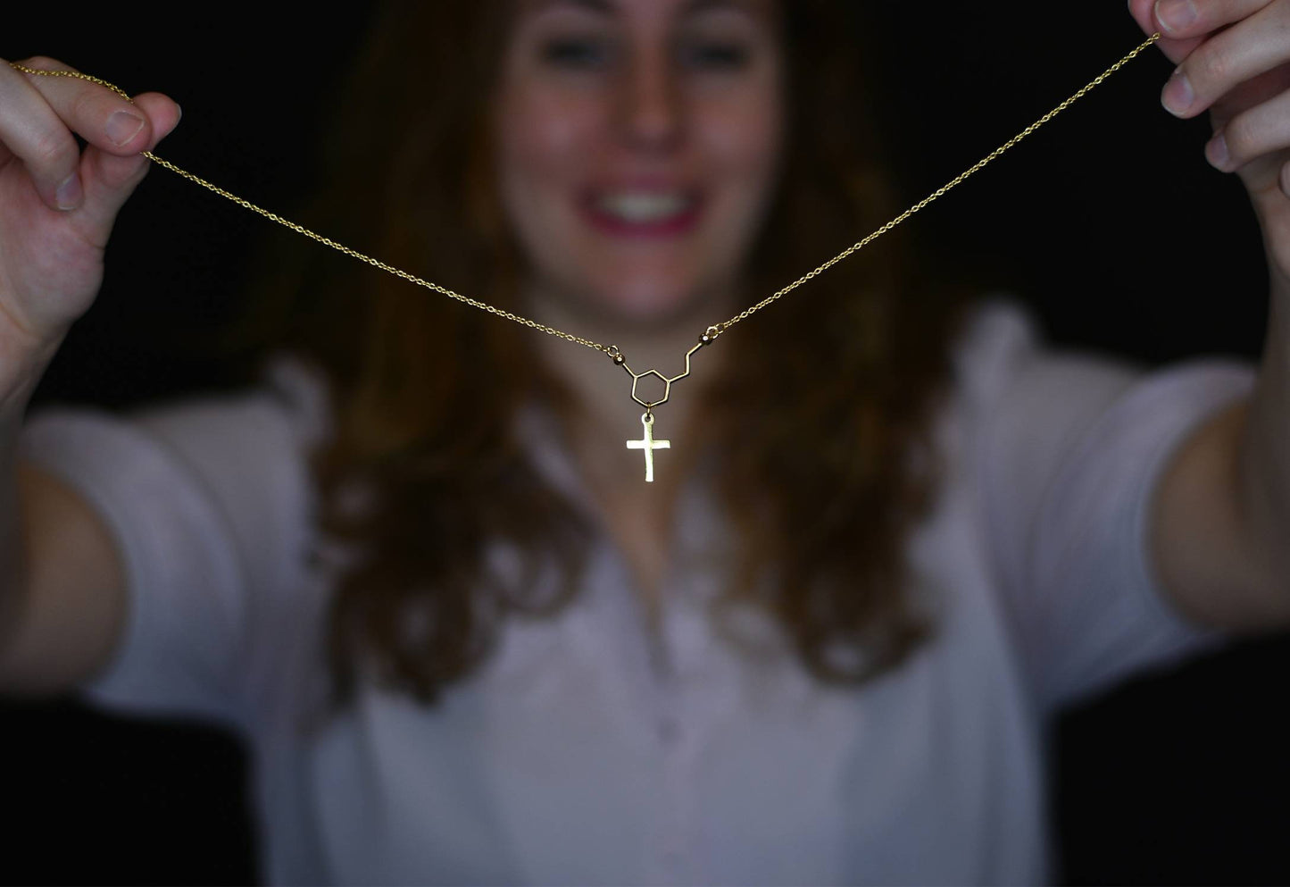 Molecular Prayer Bond Women's Dangling Pendant and Chain